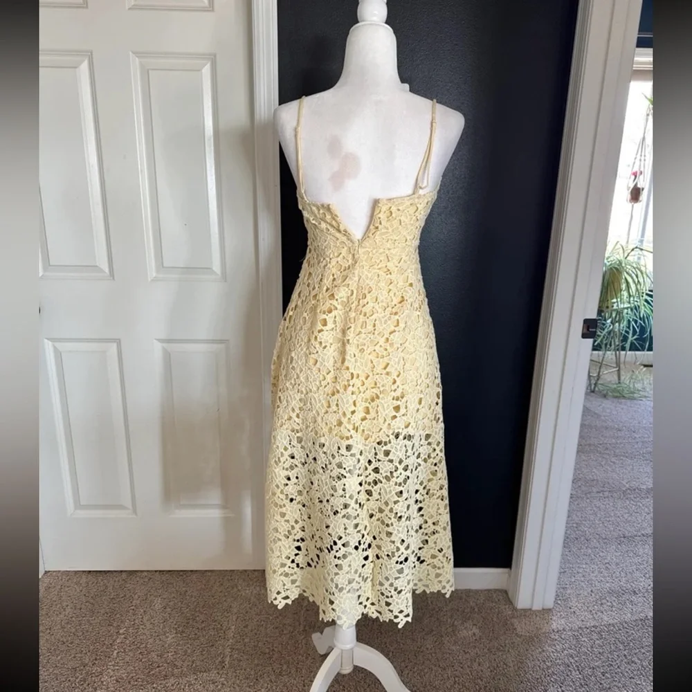 ASTR The Label Butter Yellow Crochet Lace Midi Dress
size Small (4) - Picture 6 of 12